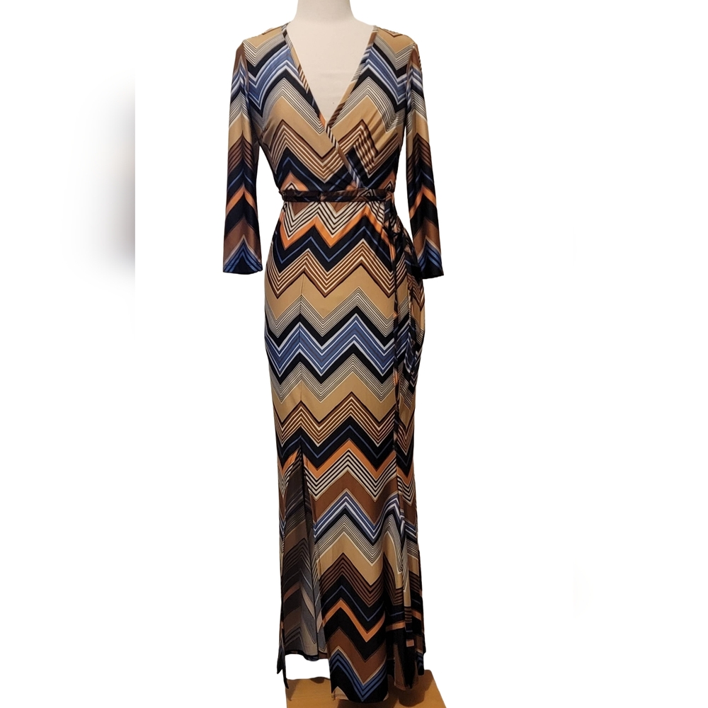 Venus Chevron Bodycon Belted Slit Maxi Dress - Picture 9 of 10